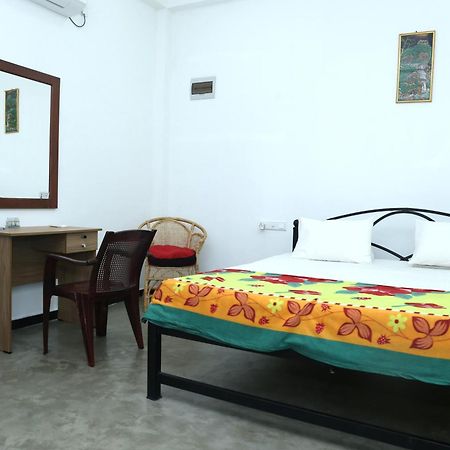 Sandy Palms Guesthouse Hikkaduwa Exterior foto