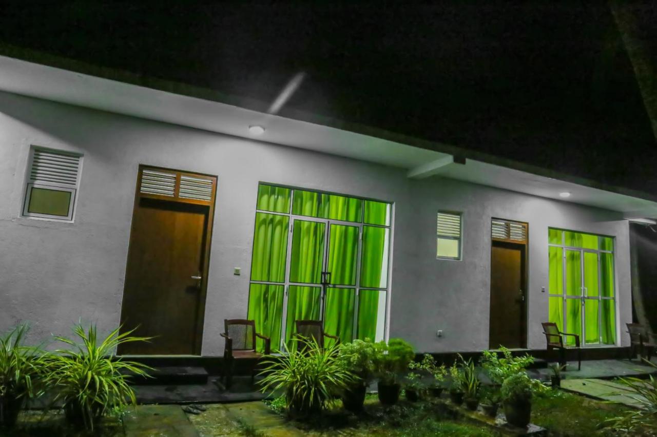 Sandy Palms Guesthouse Hikkaduwa Exterior foto