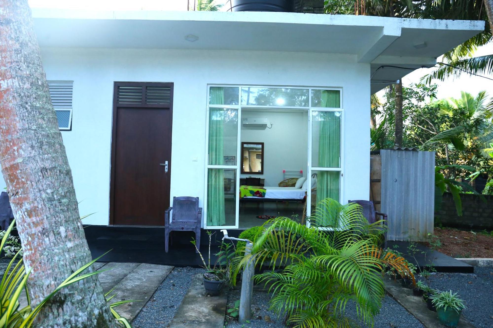 Sandy Palms Guesthouse Hikkaduwa Exterior foto