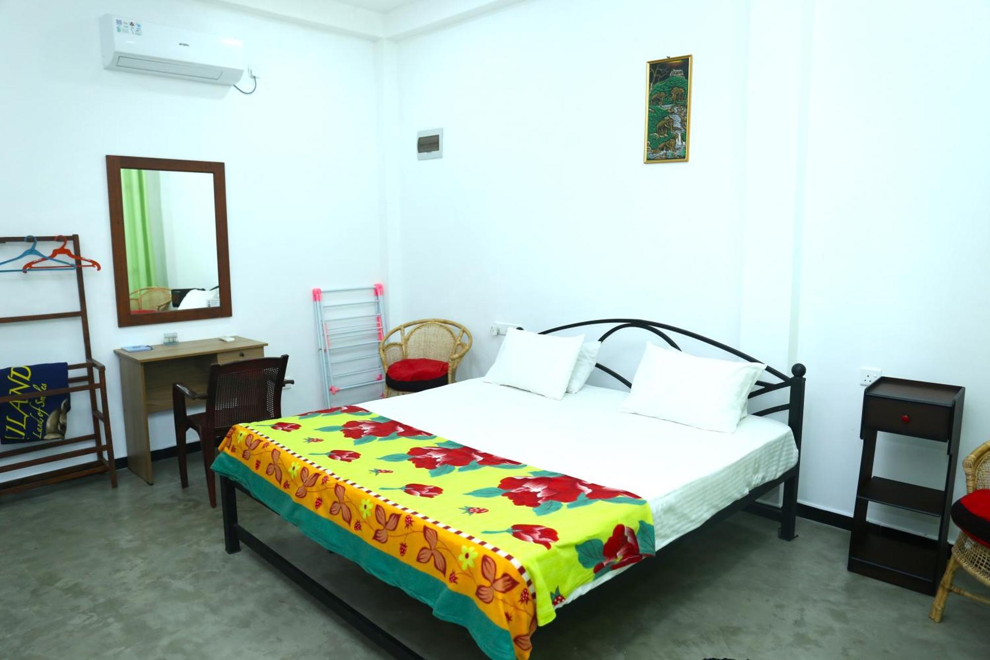 Sandy Palms Guesthouse Hikkaduwa Exterior foto
